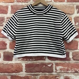 DKNY Crop Top Women's Medium Black White Striped Stretchy Casual Knit Shirt